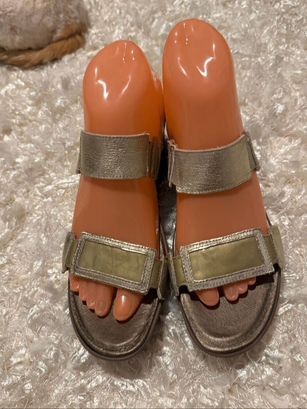 41/10 luxury fashion Naot treasure wedge sandals gold- elastic slide slip on sho - Picture 7 of 10